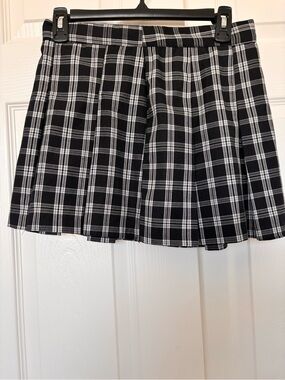 Divided Black & White Plaid Pleated Mini Skirt